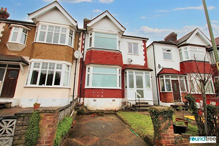 2 Bedroom Flat For Sale In Heriot Road, Hendon, NW4