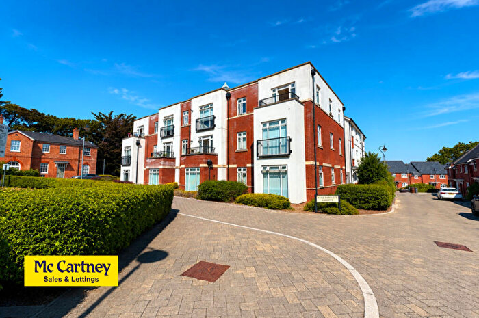 2 Bedroom Flat To Rent In Grace Bartlett Gardens, Chelmsford, Essex, CM2