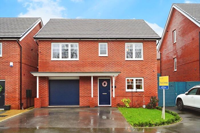 4 Bedroom Detached House For Sale In Marble Drive, Newhall, Swadlincote, Derbyshire, DE11