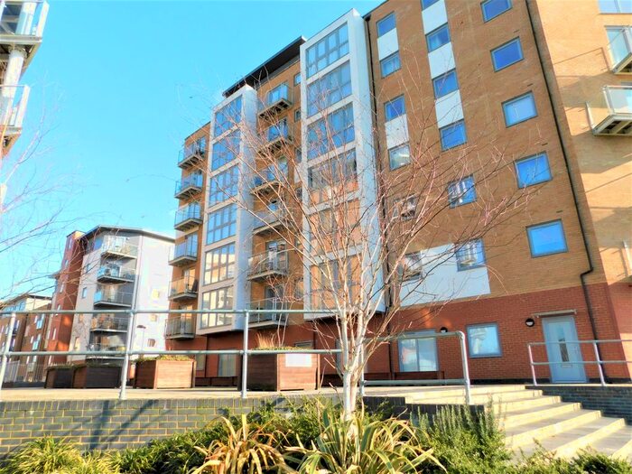 2 Bedroom Flat To Rent In Keel Point, Colchester, CO2