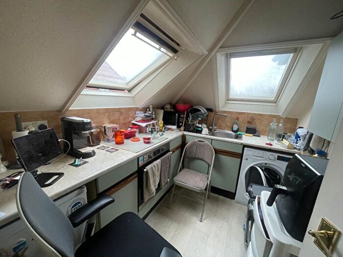 1 Bedroom Flat To Rent In High Road, London, N22