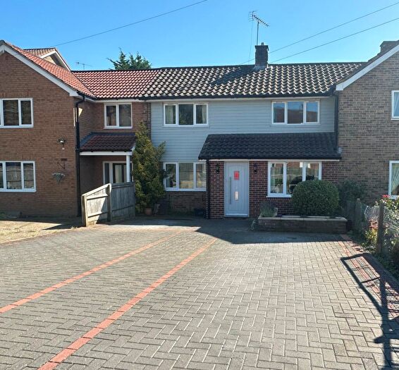 3 Bedroom Terraced House For Sale In Knightwood Road, Hythe, SO45