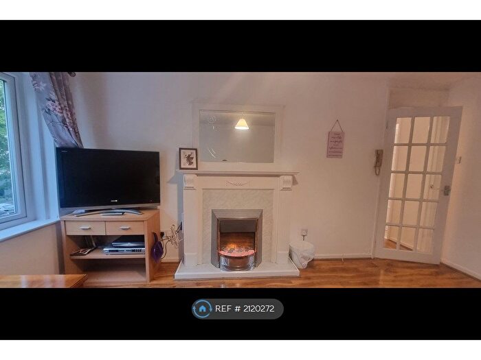 1 Bedroom Flat To Rent In Merchant City Townhead, Glasgow, G4
