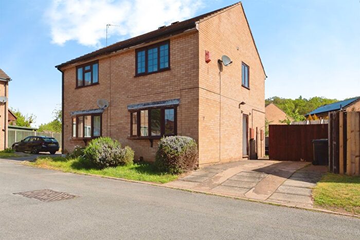 2 Bedroom Semi-Detached House For Sale In Roundhill Way, Loughborough, LE11