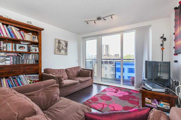 2 Bedroom Flat To Rent In Tarves Way, London, SE10