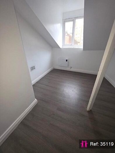 2 Bedroom Apartment To Rent In Manchester Street, Luton, LU1