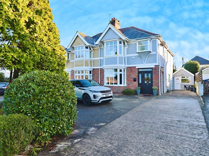 3 Bedroom Semi Detached House For Sale In Clevis Crescent, Porthcawl, CF36