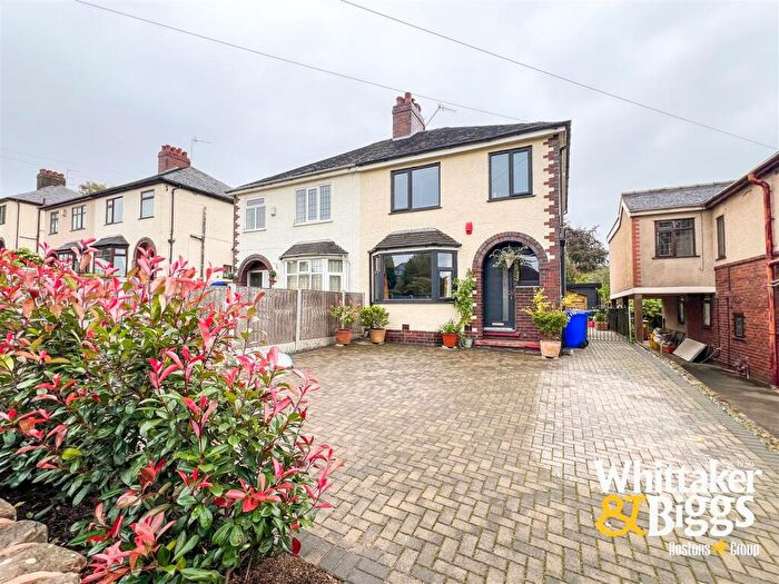 3 Bedroom Semi-Detached House For Sale In Ford Green Road, Smallthorne, ST6