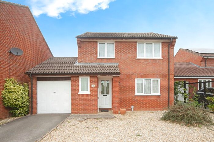 3 Bedroom Detached House For Sale In Calder Crescent, Taunton, TA1