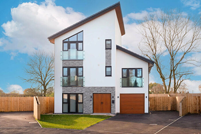 4 Bedroom Detached House To Rent In Brookhouse Drive, Lostock Hall, Preston, PR5