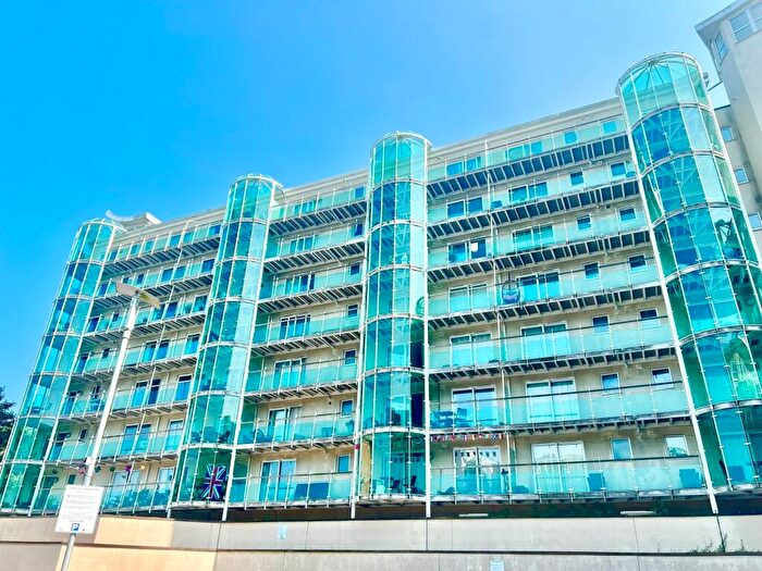 2 Bedroom Apartment For Sale In Ayton Drive, Atlantic House, DT5