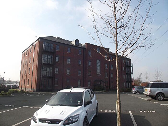 2 Bedroom Flat To Rent In Boteler Court, Warrington, WA4