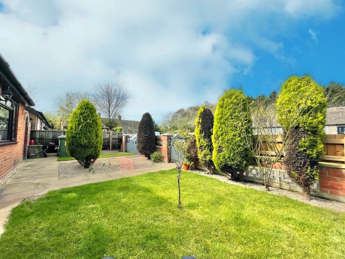 2 Bedroom Semi-Detached Bungalow For Sale In Manor Close, Hockering, Dereham, NR20