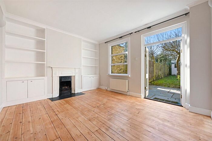 3 Bedroom Terraced House To Rent In Galloway Road, Shepherds Bush, London, W12