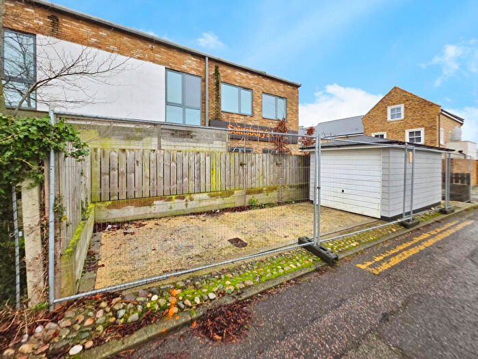 Garages For Sale In Garage & Land, Westgate, Shoeburyness, SS3