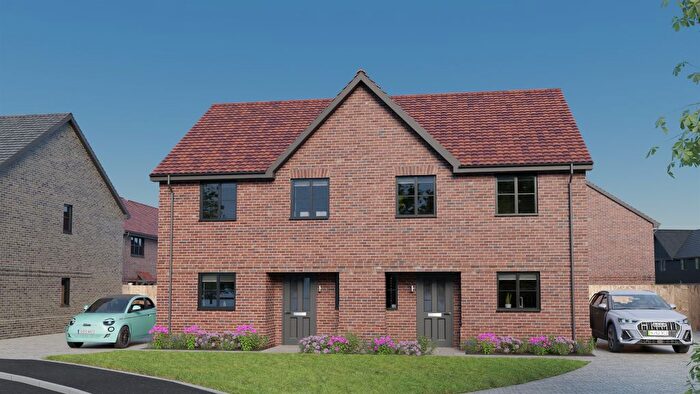 3 Bedroom Semi Detached House For Sale In Norwich Road, Attleborough, NR17