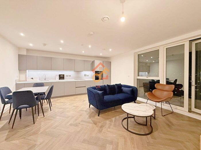 1 Bedroom Flat To Rent In Orwell House, North West Quarter, Mile Walk, London, NW6