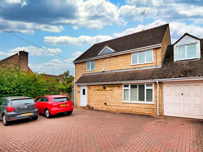 5 Bedroom Semi-Detached House To Rent In Burford Road, Lechlade, GL7