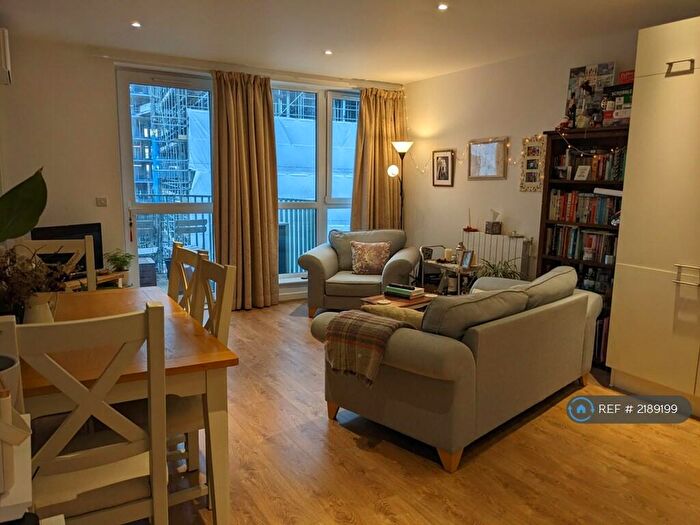 2 Bedroom Flat To Rent In Deering House, London, SE3