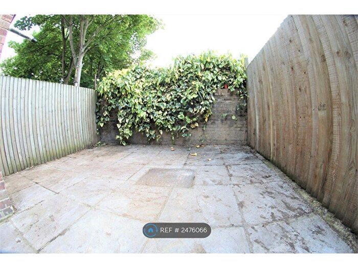 1 Bedroom Flat To Rent In Hackney, London, E9