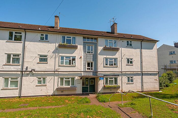 2 Bedroom Flat For Sale In Beaufort Road, Newport, NP19