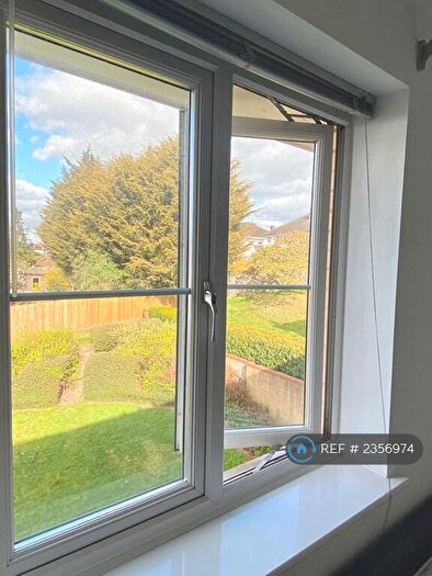 2 Bedroom Flat To Rent In Aspen Court, Ilford, IG5