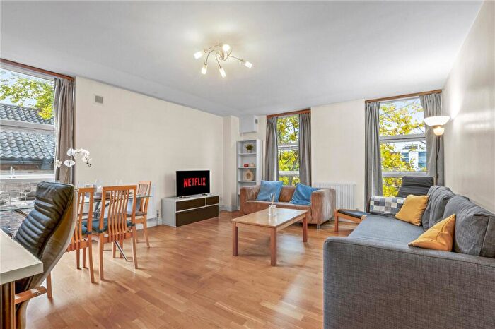 3 Bedroom Apartment To Rent In Lower Merton Rise, Primrose Hill, London, NW3