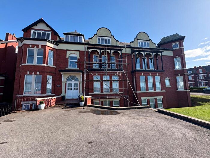 2 Bedroom Apartment To Rent In Promenade, Southport, PR9