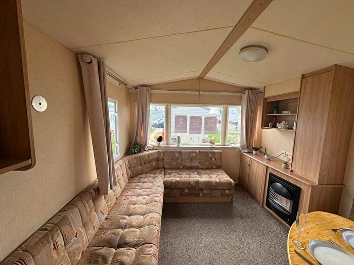 2 Bedroom Park Home For Sale In Beach Road, St. Osyth, Clacton-On-Sea, CO16