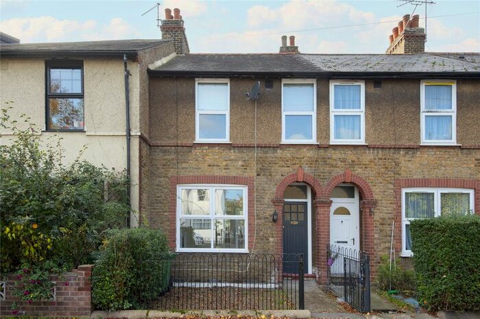 3 Bedroom Terraced House To Rent In Ardleigh Road, Walthamstow, London, E17