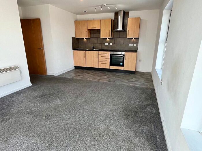 2 Bedroom Apartment To Rent In Stillwater Drive, Manchester, M11