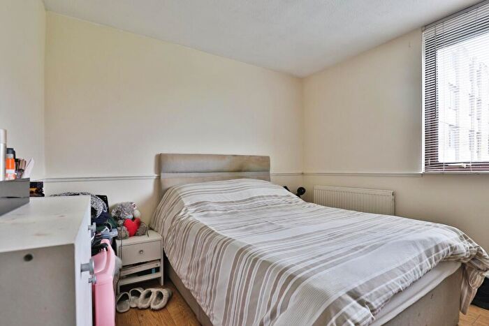 2 Bedroom Flat For Sale In Downland Place, Adastral Road, Poole, BH17