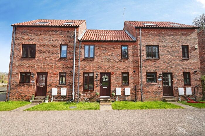 2 Bedroom Terraced House For Sale In Larpool Lane, Whitby, YO22