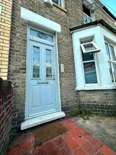 6 Bedroom Terraced House To Rent In Cavendish Road, Cambridge, CB1