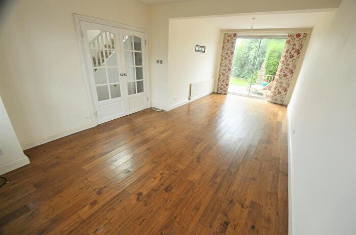3 Bedroom Semi-Detached House To Rent In Church Close, Edgware, HA8