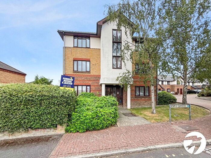 1 Bedroom Flat To Rent In Semple Gardens, Chatham, ME4