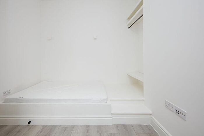 1 Bedroom Studio To Rent In Claremont Road, London, W9