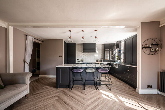 4 Bedroom Apartment For Sale In Strete Ralegh House, London Road, Strete Ralegh, EX5