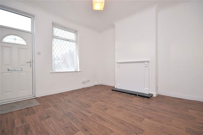 2 Bedroom Terraced House To Rent In Oakland Road, Wakefield, West Yorkshire, WF1