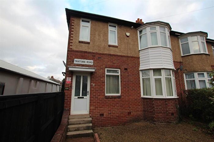 3 Bedroom Flat To Rent In Tantobie Road, Newcastle Upon Tyne, NE15