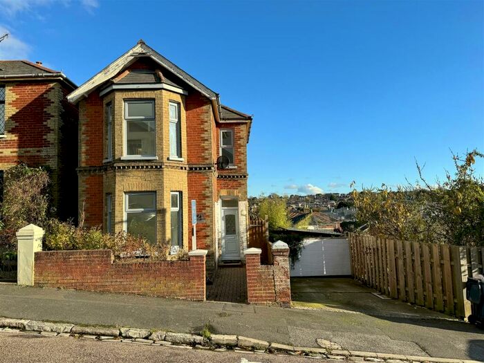 3 Bedroom Detached House To Rent In Ryde, Isle Of Wight, PO33