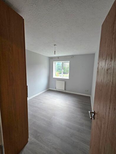 2 Bedroom Flat To Rent In Christchurch Avenue, London, NW6