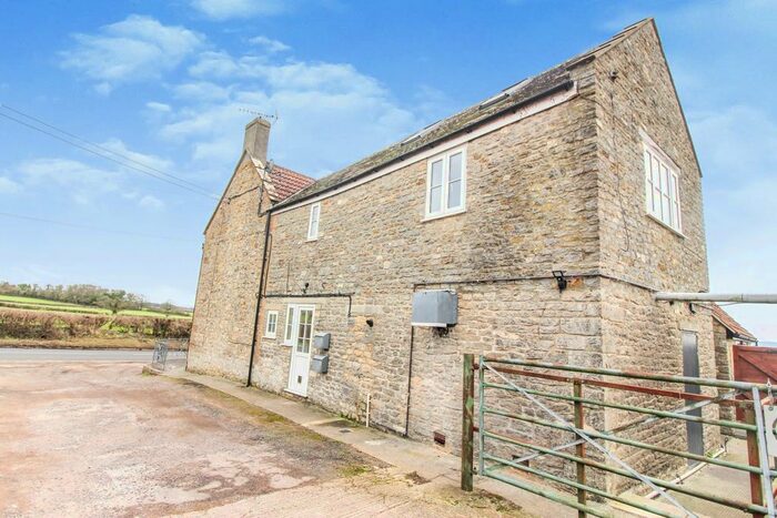 2 Bedroom Flat To Rent In North Wootton, Sherborne, Dorset, DT9