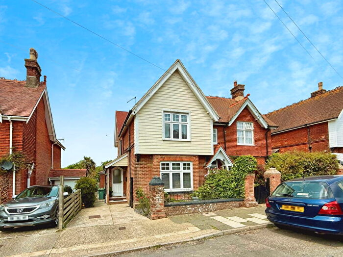 5 Bedroom Semi-Detached House For Sale In Grove Road, Sandown., PO36