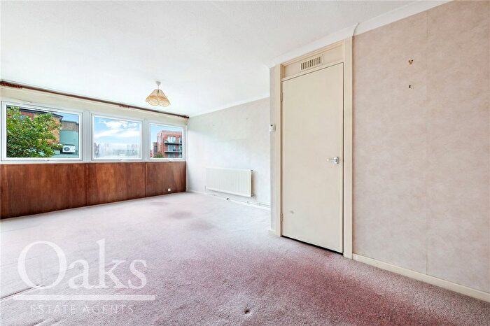 2 Bedroom Flat For Sale In Fisher Close, East Croydon, CR0