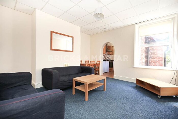 4 Bedroom Terraced House To Rent In Deuchar Street, Sandyford, Newcastle Upon Tyne, NE2