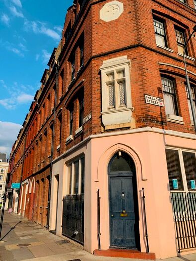 Studio To Rent In Challoner Street, London, W14