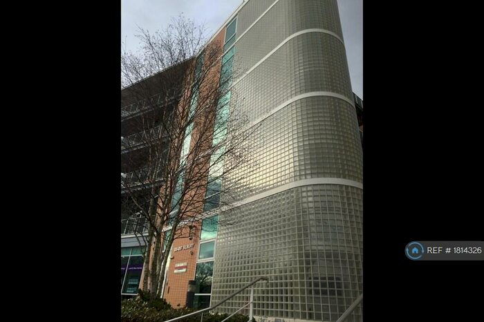 1 Bedroom Flat To Rent In Silbury Boulevard, Milton Keynes, MK9