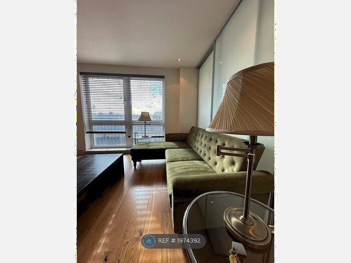 1 Bedroom Flat To Rent In Chelsea Creek, London, SW6