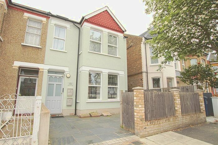 1 Bedroom Flat To Rent In Regina Road, Ealing, W13